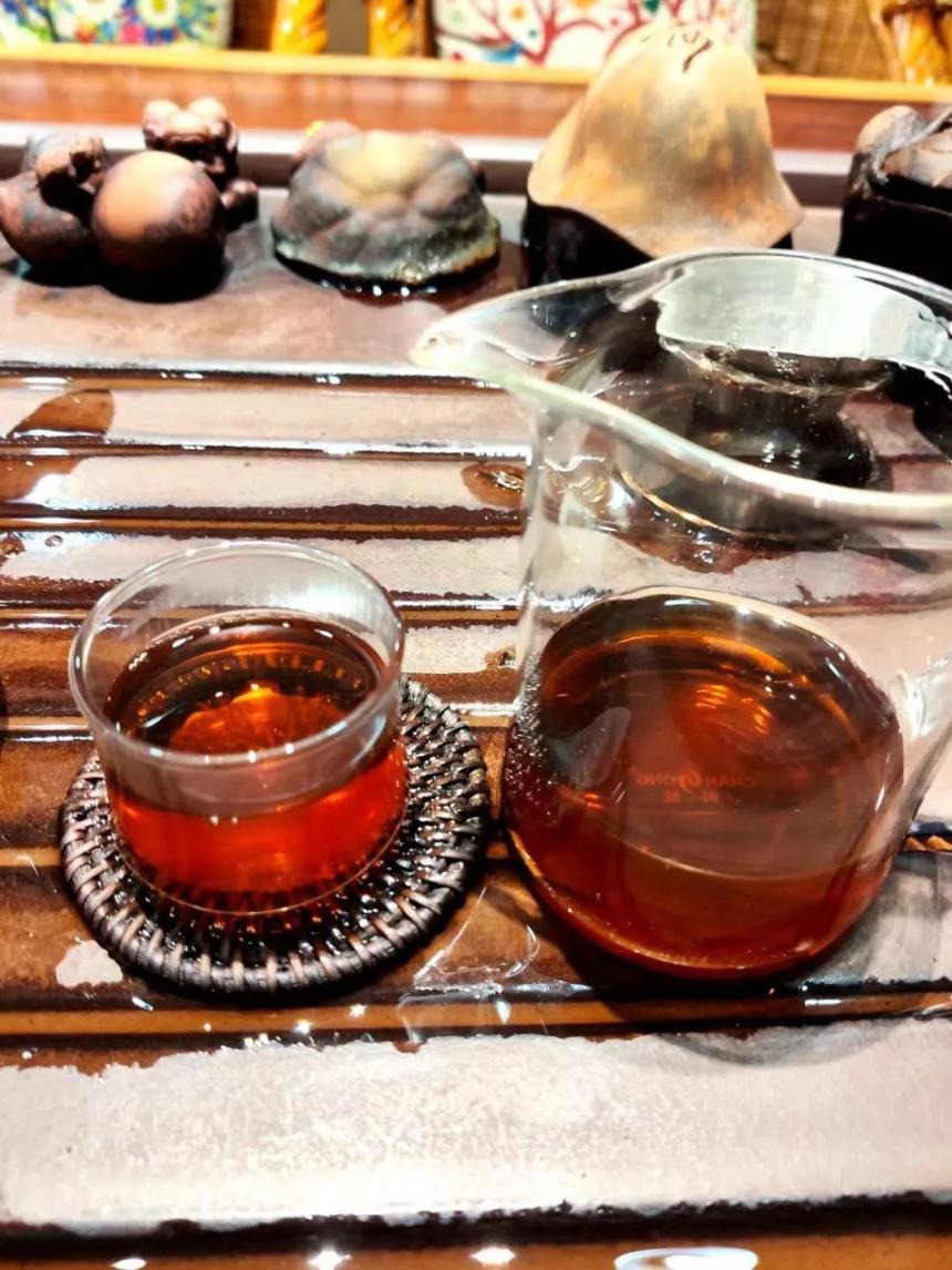 普洱茶是如何发酵的（普洱茶发酵工艺流程）